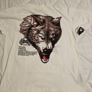 Darc Sport Cream Short-Sleeve Tee with Brown Wolf Graphic